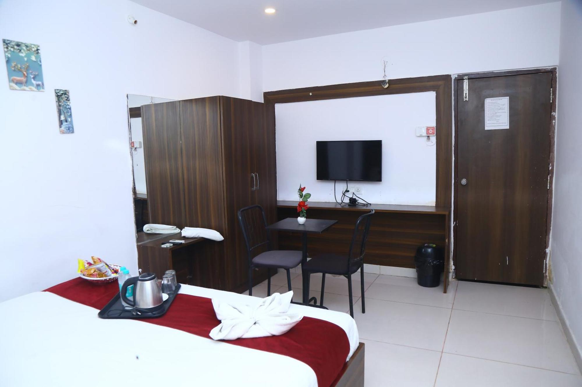 Hotel Mn Grand Shamshabad Airport Zone Hyderabad Exterior foto