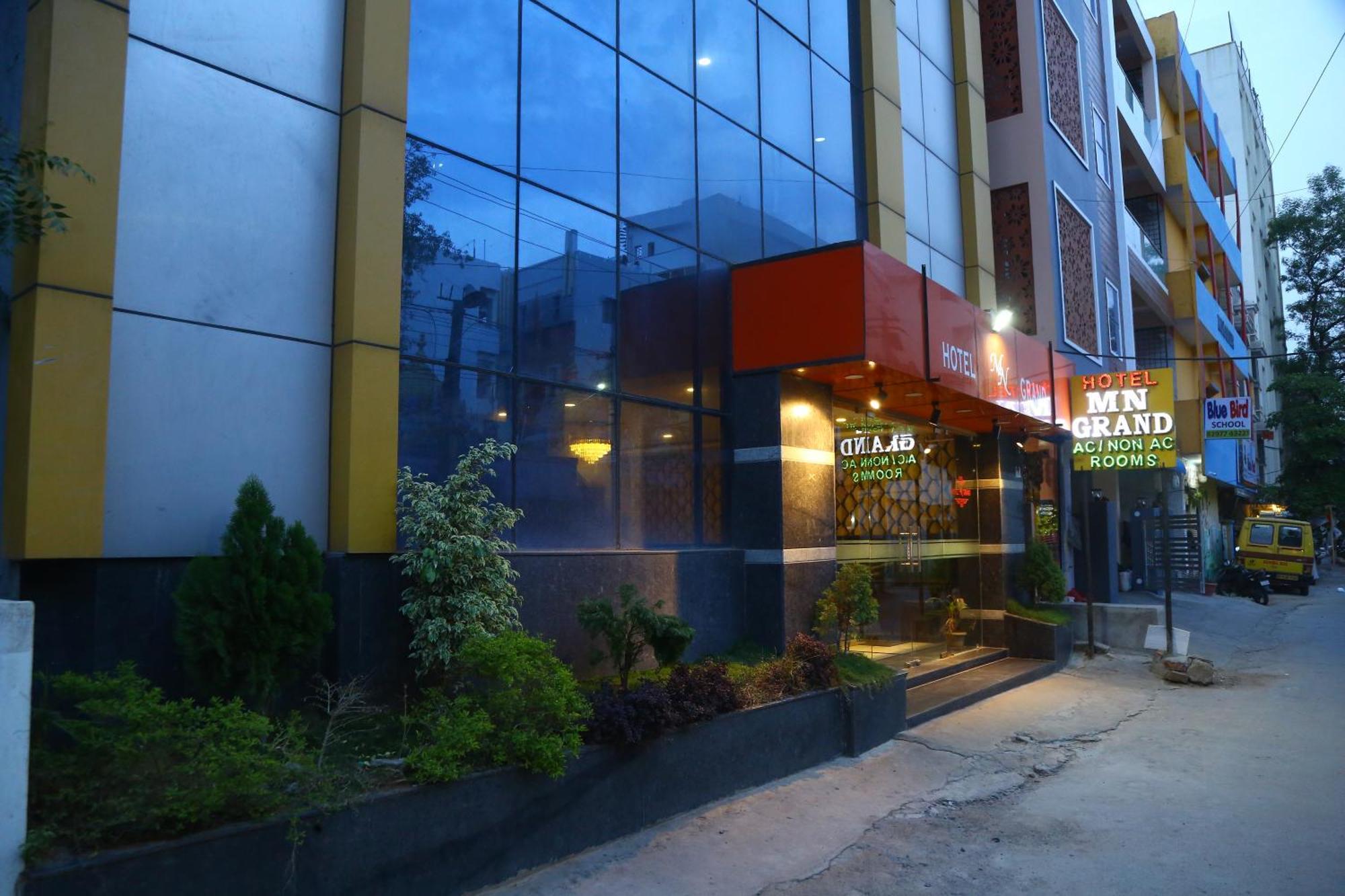 Hotel Mn Grand Shamshabad Airport Zone Hyderabad Exterior foto